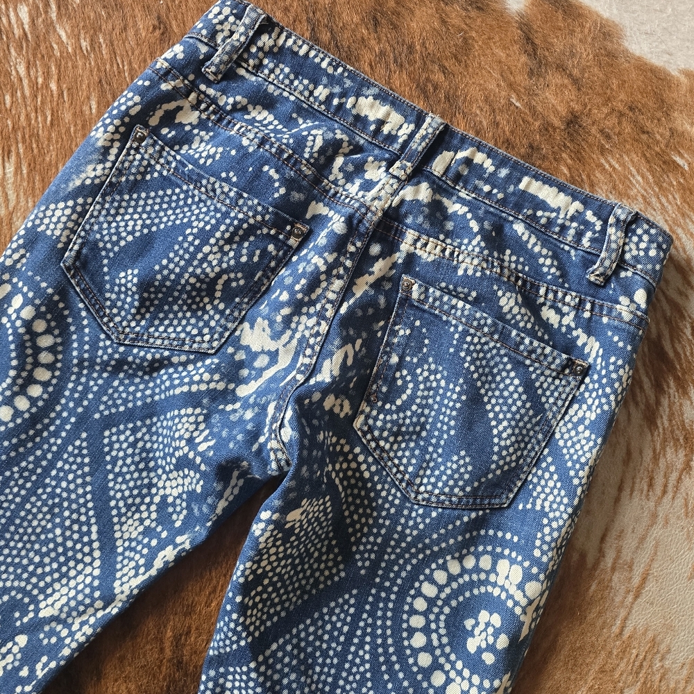 Free people Discharged bell flare bleached jeans size 27 - Picture 9 of 9